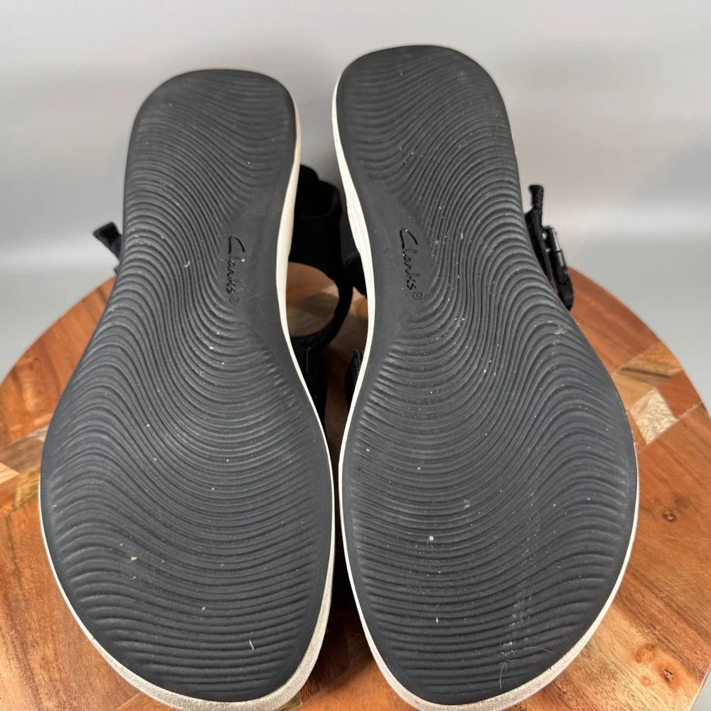 Clarks good used